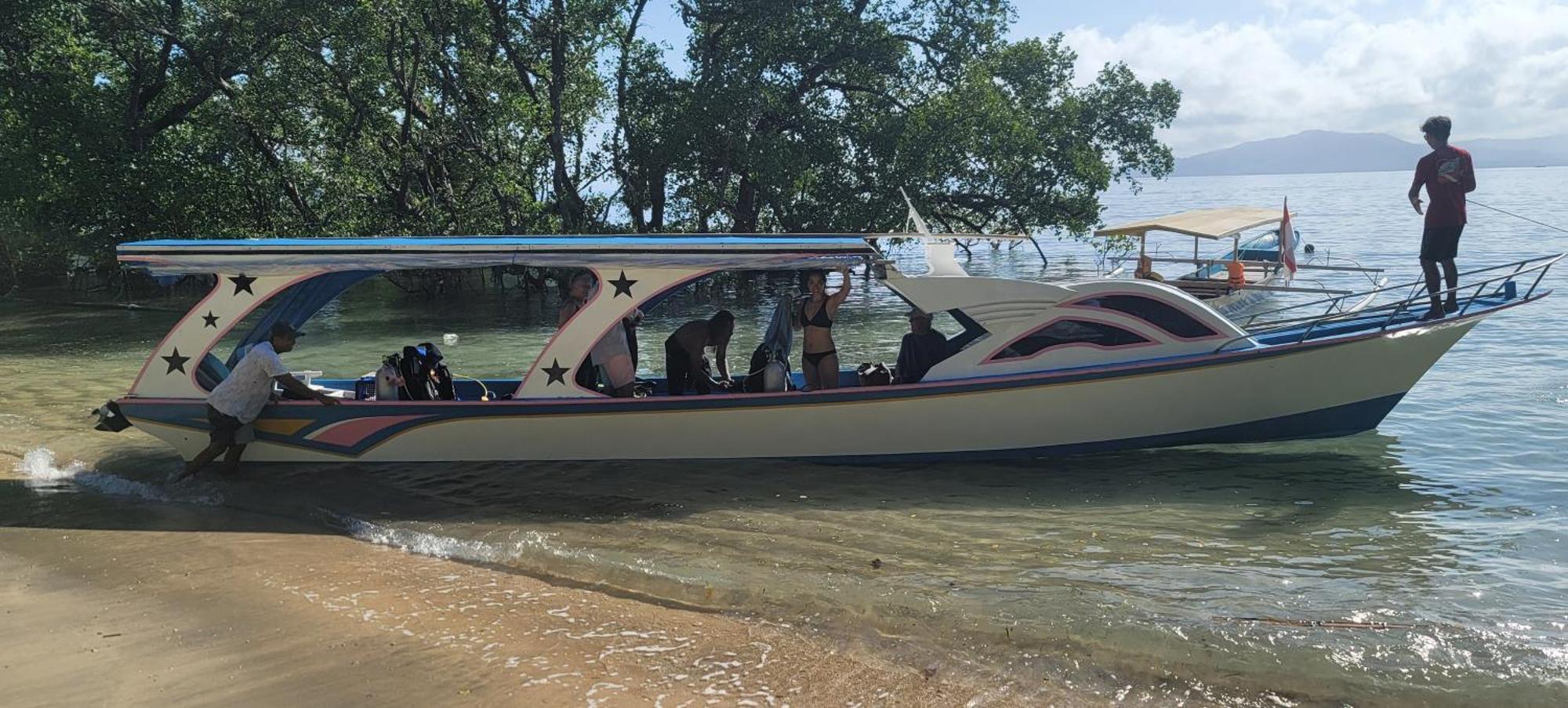 מנאדו Bunaken Villa Queen'S Dive מראה חיצוני תמונה